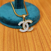 CHANELL DIAMOND LOOK ALIKE CZ PENDANT SET WITH CHAIN 2