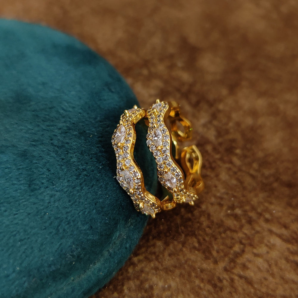 DIAMOND PATTERN CZ STUDDED GOLD PLATED TOE RINGS