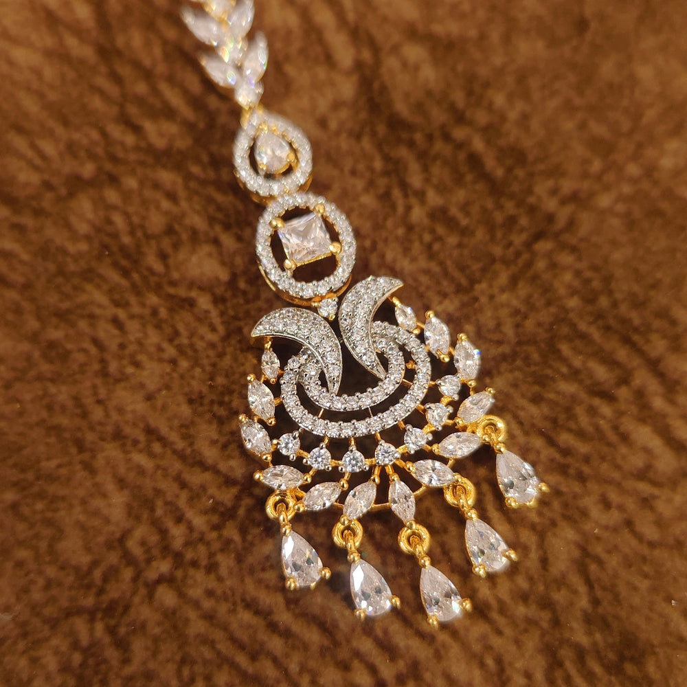 DIAMOND PATTERN GOLD PLATED WEDDING MAANG TIKKA