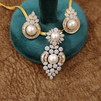 DIAMOND & PEARL GOLD PLATED PENDANT SET 5