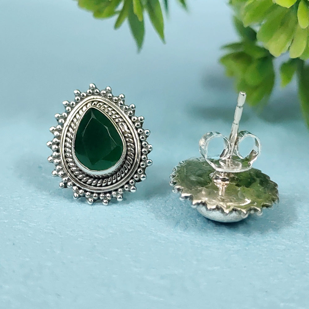 Emerald Green Teardrop 92.5 Sterling Silver Stud Earrings for Women