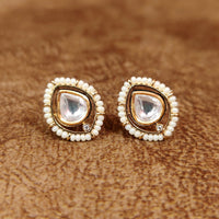KUNDAN POLKI PEARL BEADED STUDS 3