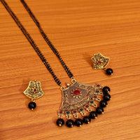 Multicolour Antique Look Polki Mangalsutra 4