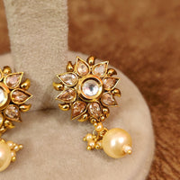 POLKI STUDDED KUNDAN POLKI & PEARL STUDS 1