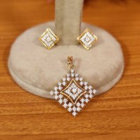 REAL DIAMOND LOOKALIKE SMALL PENDANT SET WITH CHAIN 3