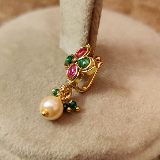 RED AND GREEN PREMIUM KEMPU STONE NOSE PIN